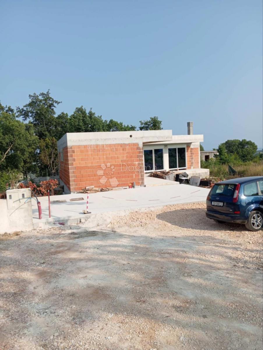 PERUŠKI