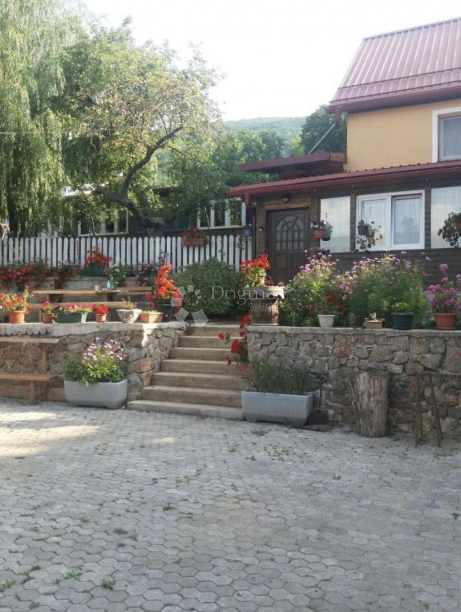 ŠKARE