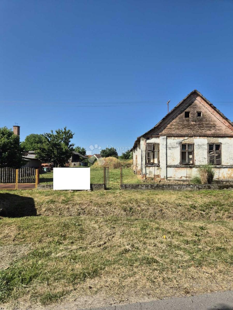 Дом BELI MANASTIR, 8.750 €