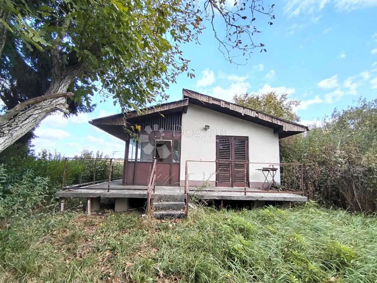 Дом KLOŠTAR IVANIĆ, 41.500 €