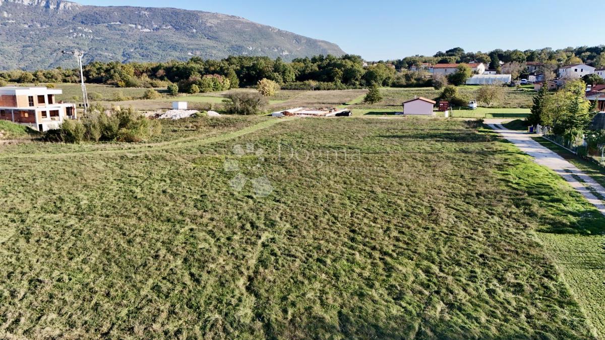 Terreno KRŠAN, 68.400 €