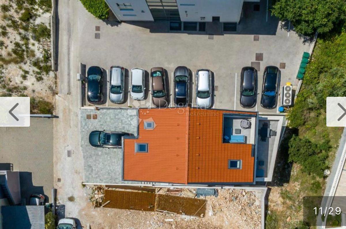 Квартира ROGOZNICA, 300.000 €