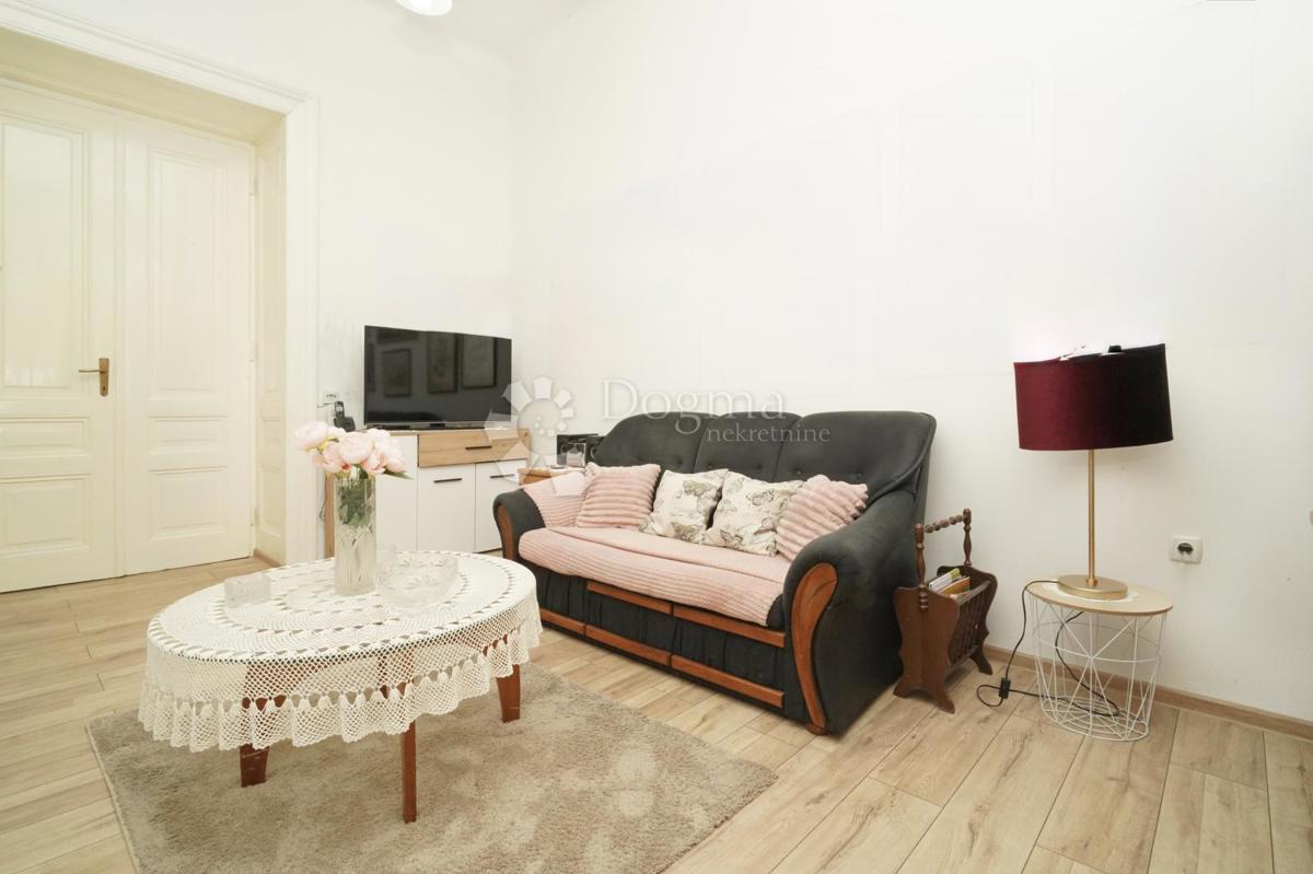 Flat Centar, Pula, 85,90m2