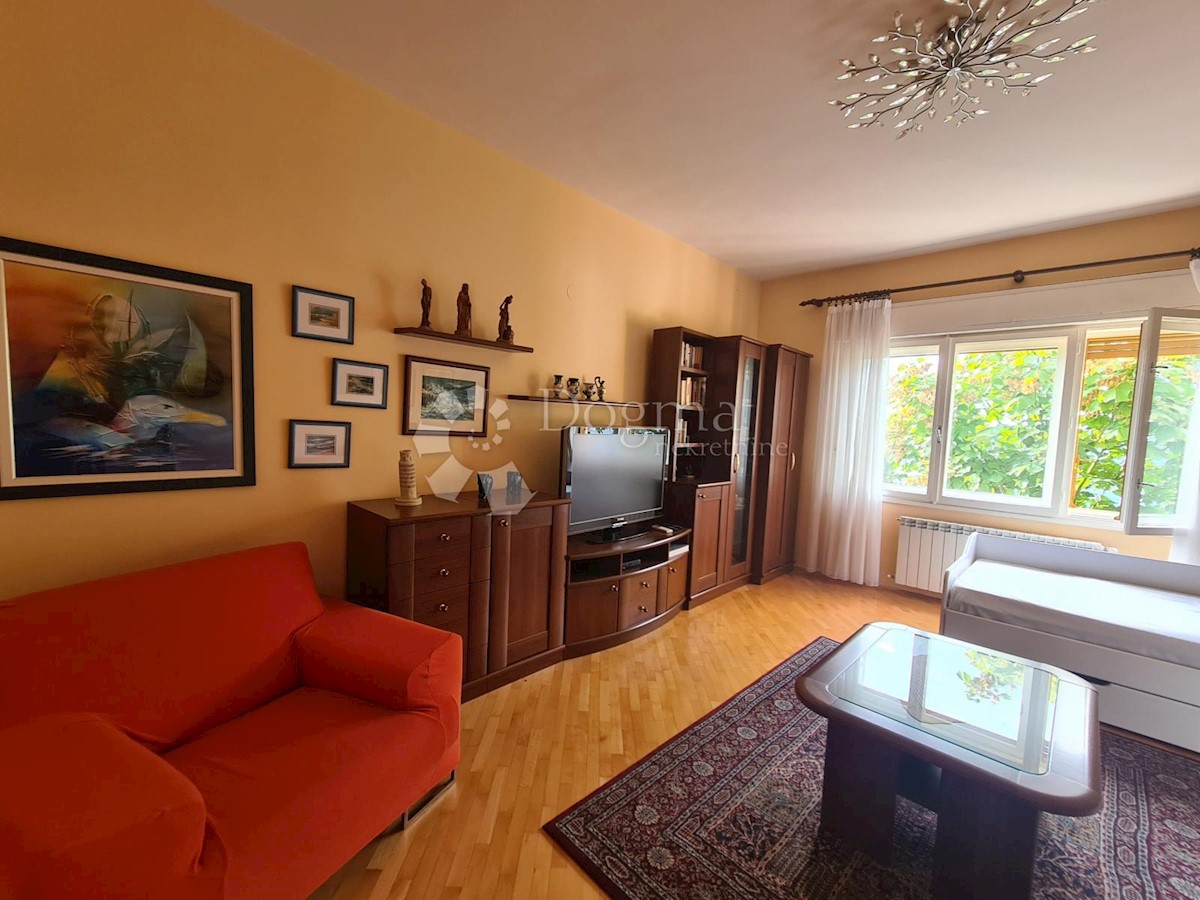 PEĆINE