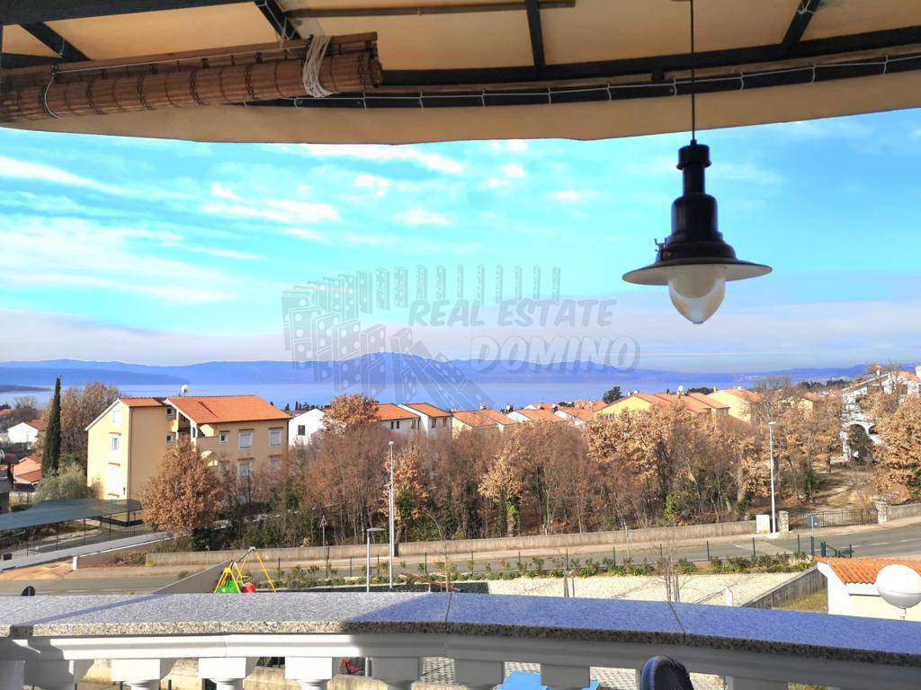 Dvoetažni apartma s pogledom na morje! Malinska! – 3