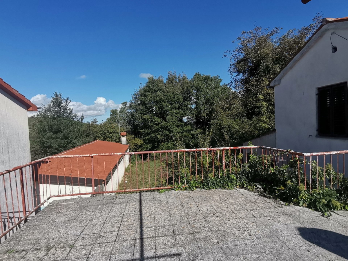 Дом GROŽNJAN, 240.000 €