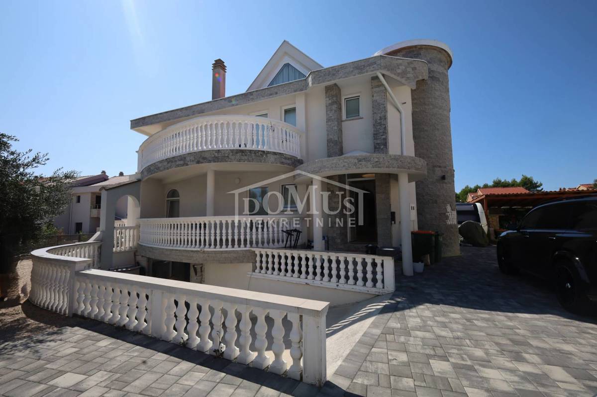 Дом VODICE, 820.000 €