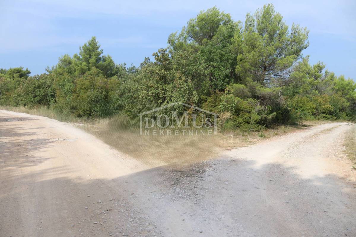 Участок VODICE, 74.775 €
