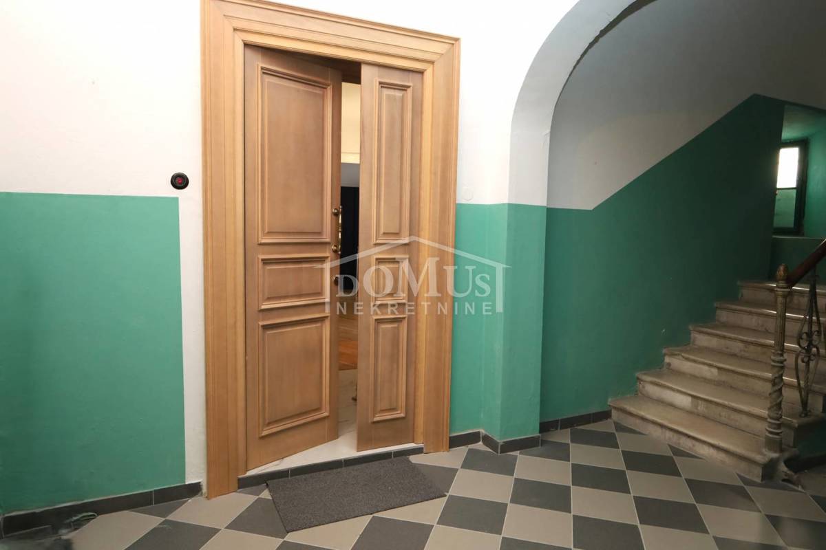 Appartamento ŠIBENIK, 360.000 €