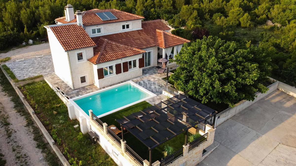 DUBRAVA KOD ŠIBENIKA