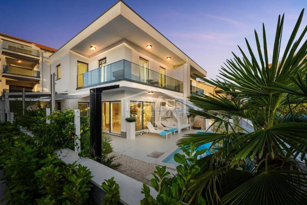 Дом VODICE, 550.000 €