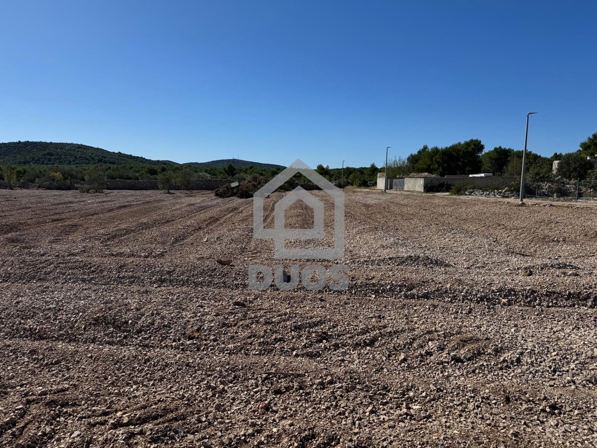 Участок PIROVAC, 235.080 €