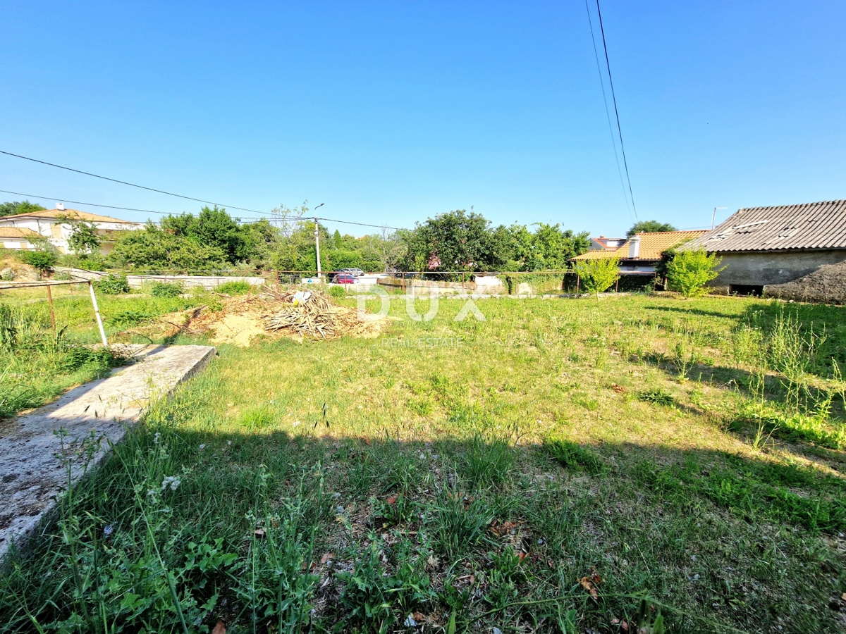 Участок KASTAV, 125.000 €