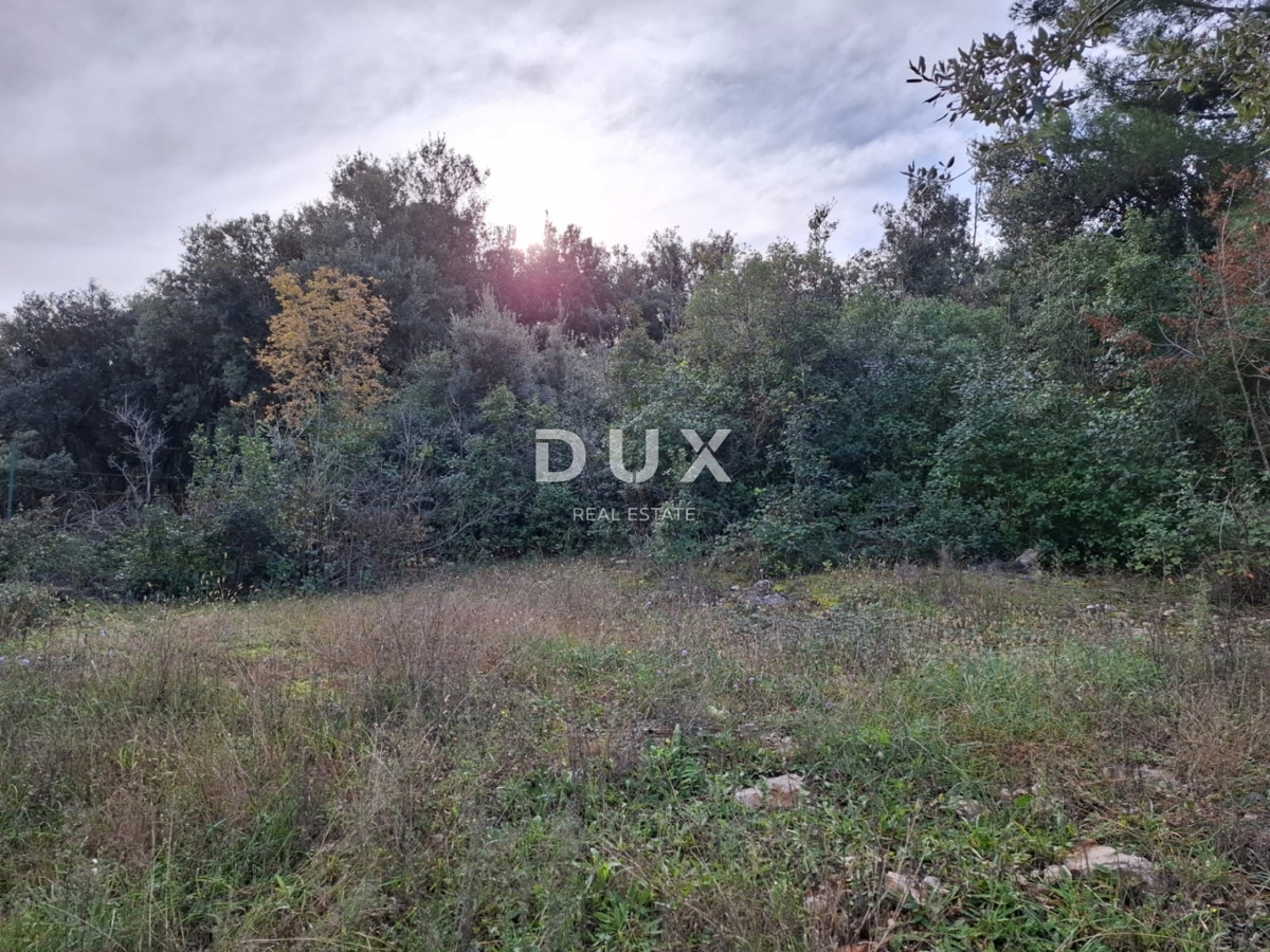 Участок ROVINJ, 78.000 €