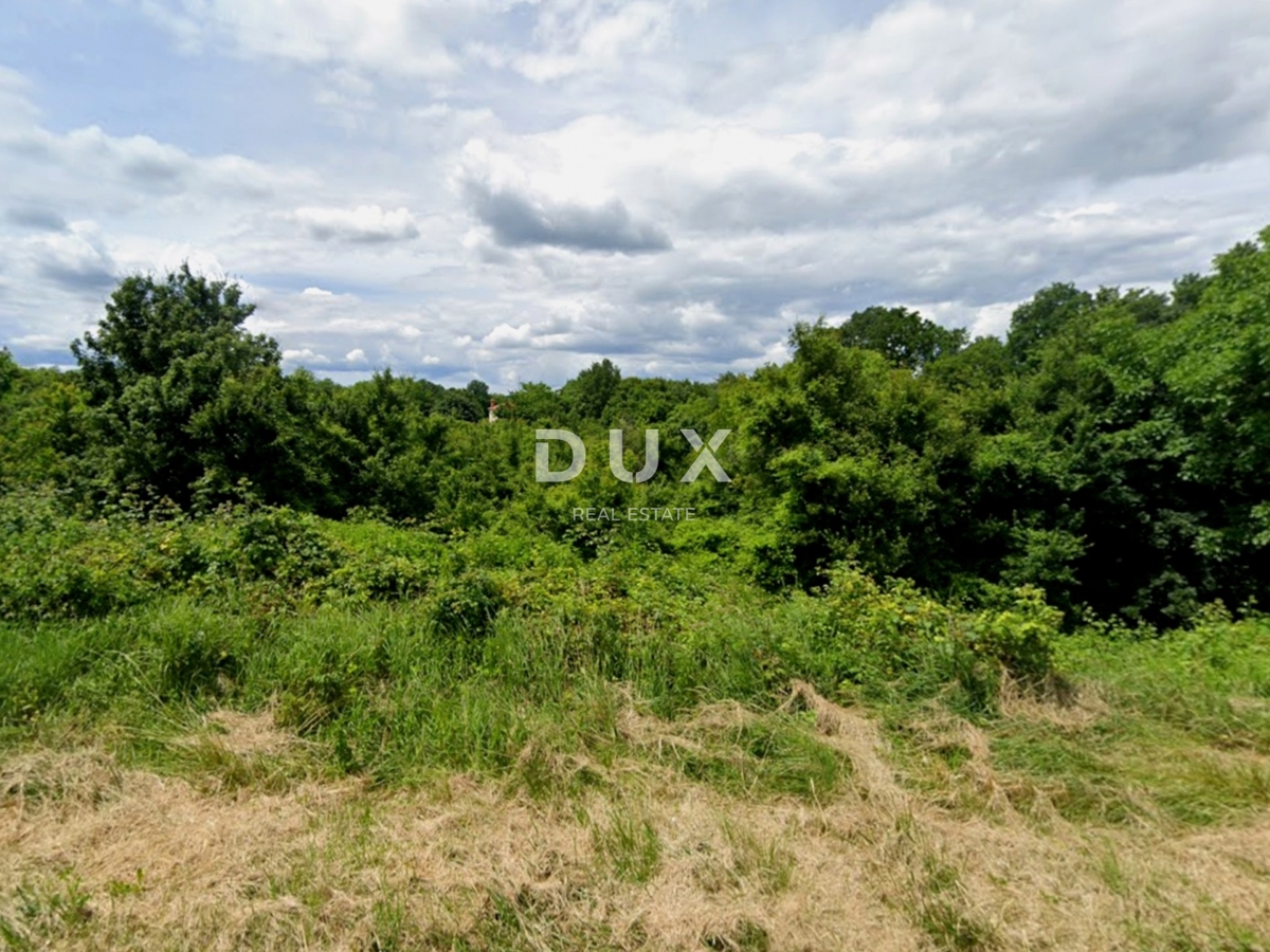 Terreno LABIN, 197.000 €