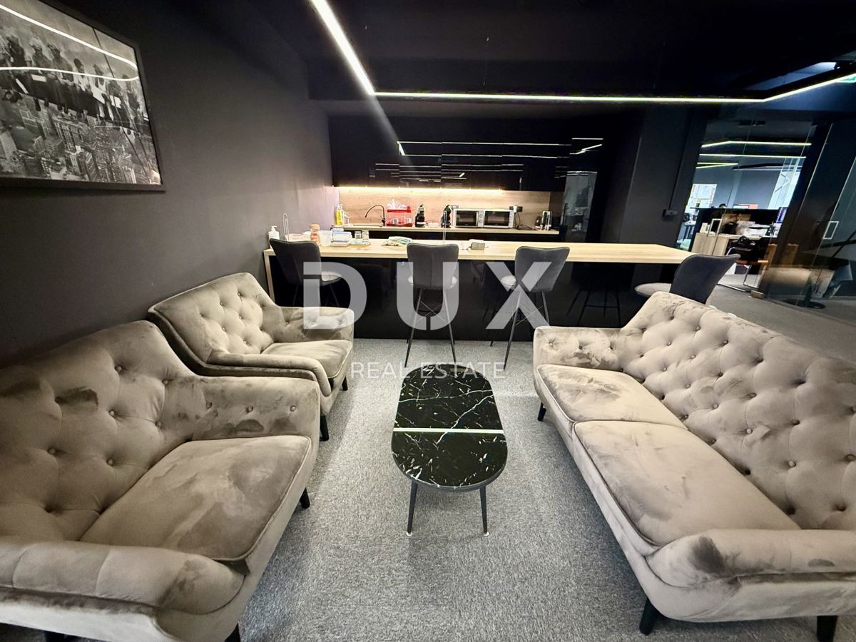 Коммерческая площадь RIJEKA