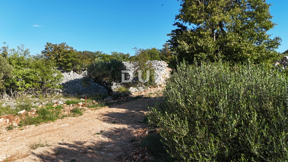 Terreno KRK, 508.950 €