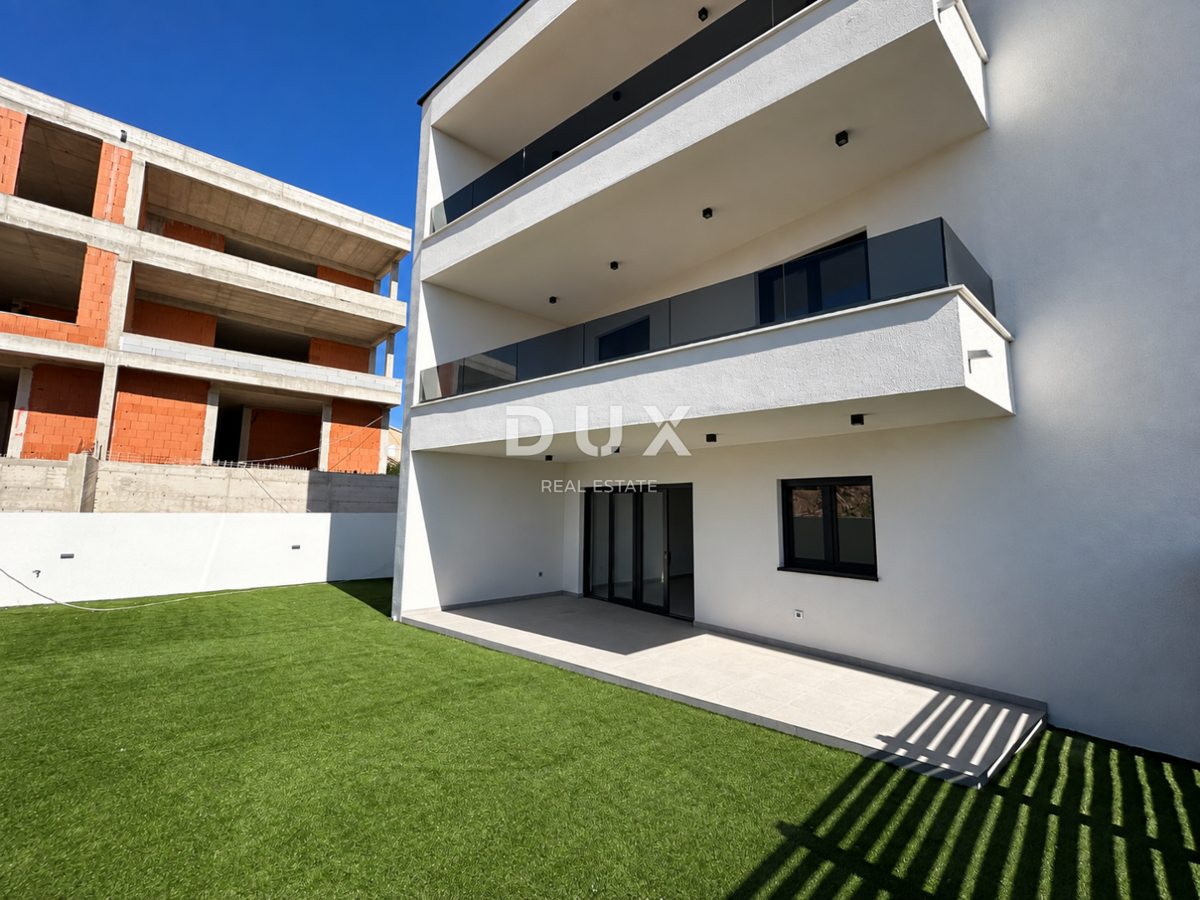 Vodice, 4-sobno dupleks stanovanje z velikim vrtom, 171,38 m²