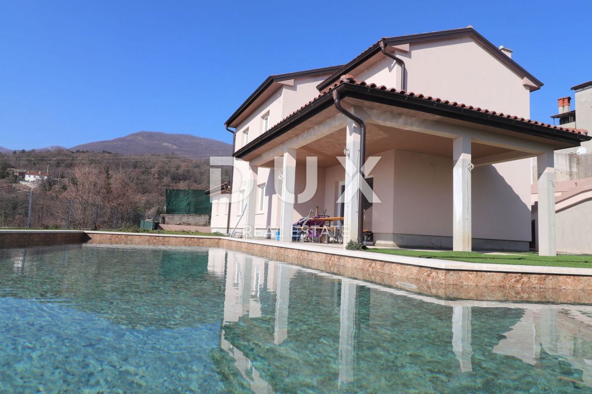 Дом MATULJI, 720.000 €