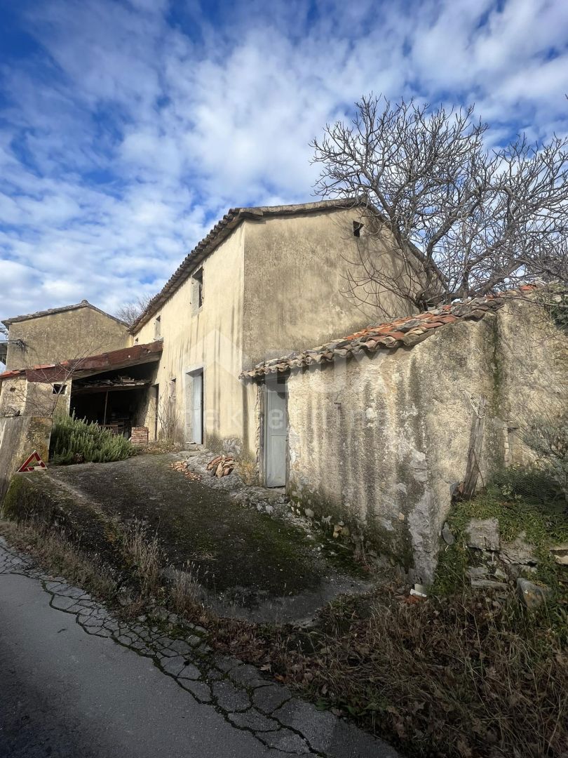 BUZET