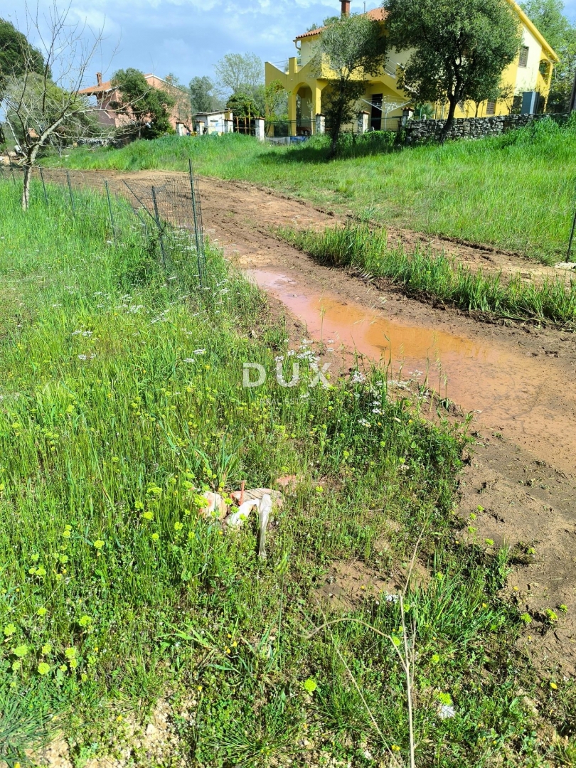 Terreno VODNJAN, 205.425 €