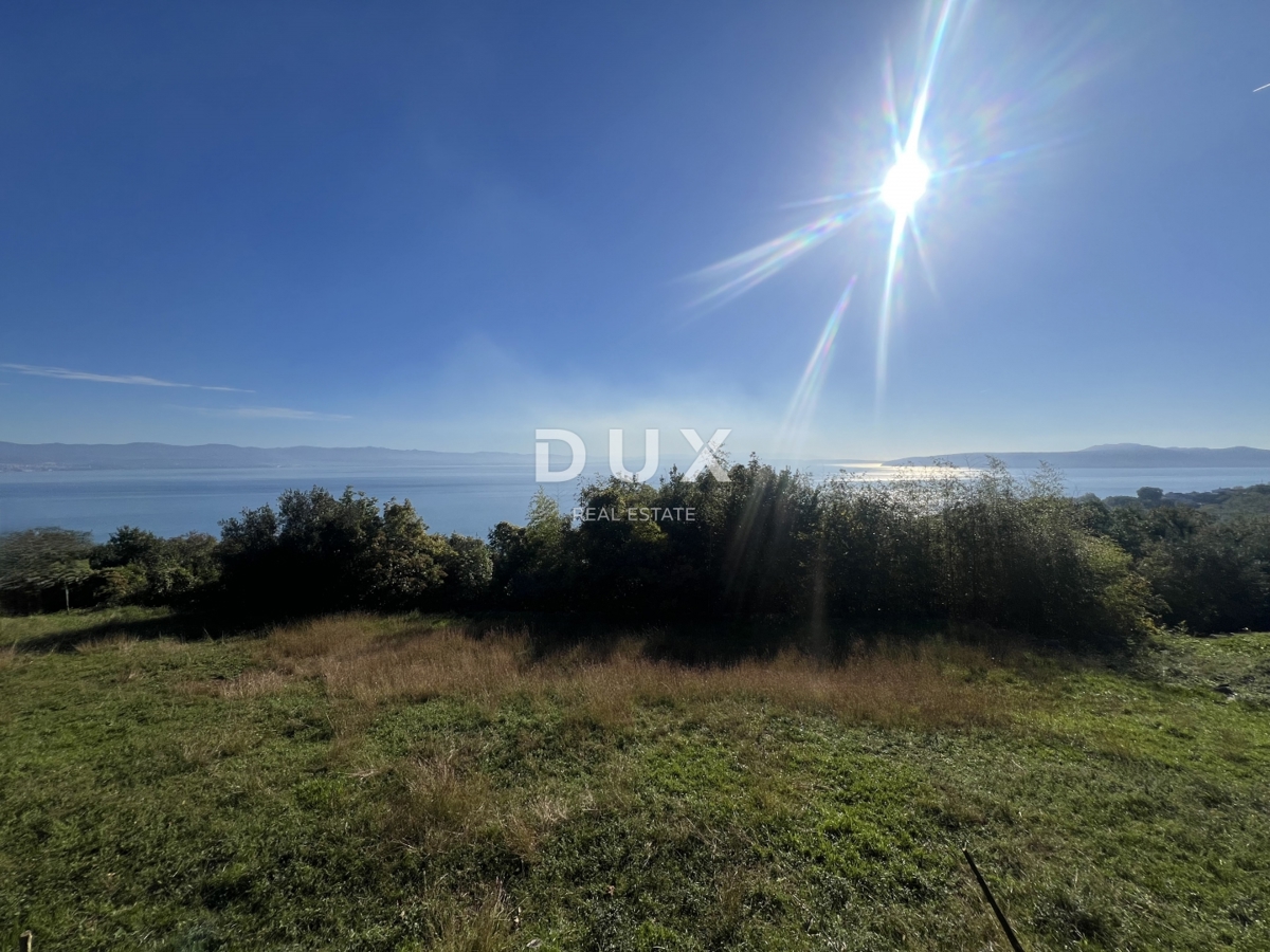 Terreno LOVRAN, 359.000 €