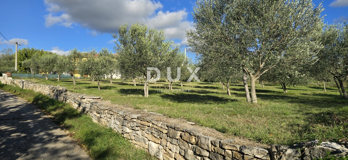 Участок POREČ, 175.000 €