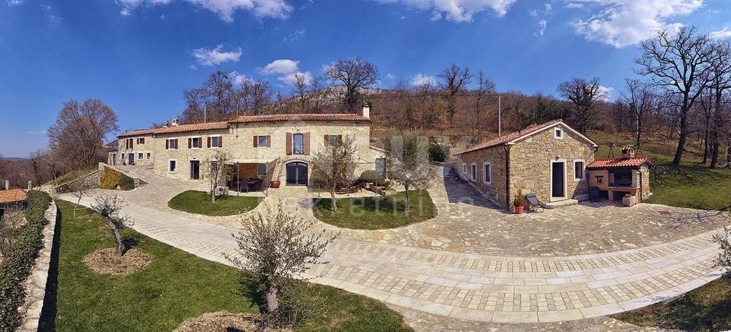 DOLENJA VAS