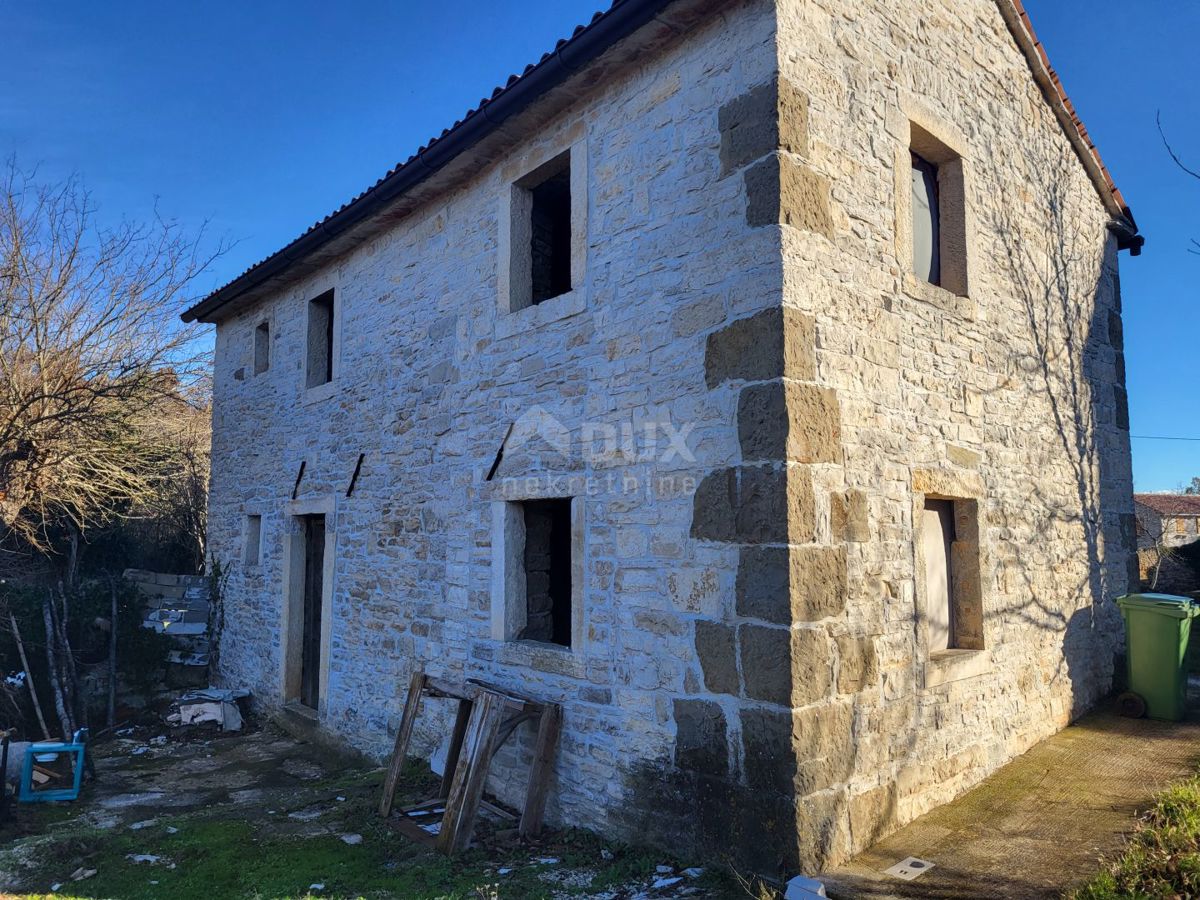 GROŽNJAN
