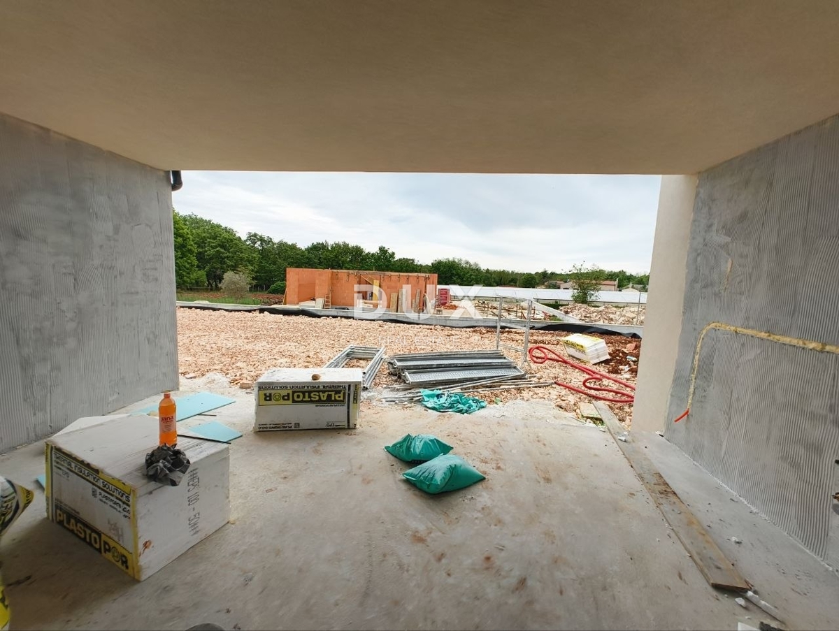 image 32