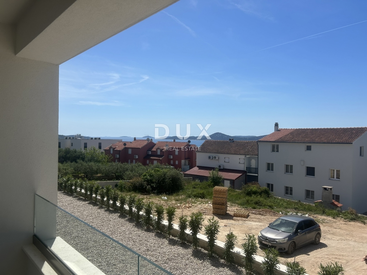 ŠIBENIK, VODICE – Stan u luksuznoj zgradi s pogledom na more