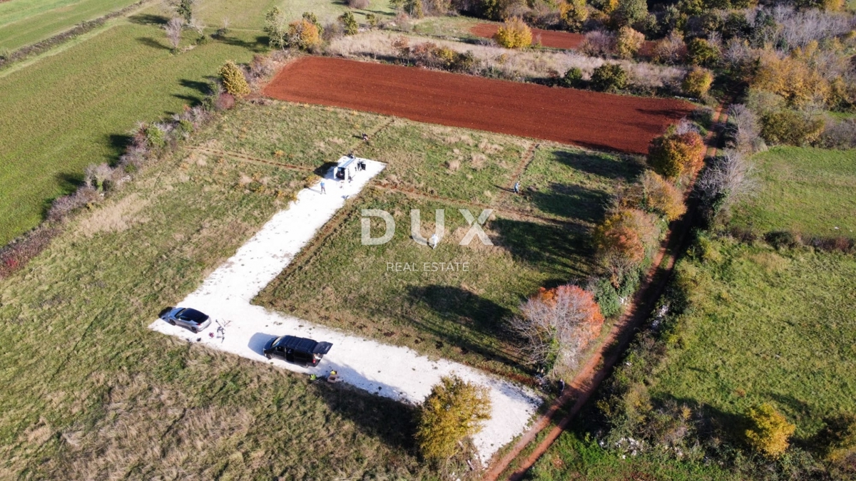 Участок ŽMINJ, 47.000 €