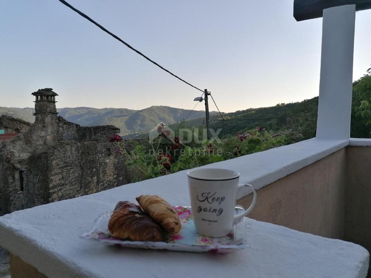 BUZET