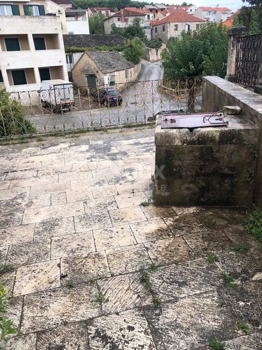 SUPETAR