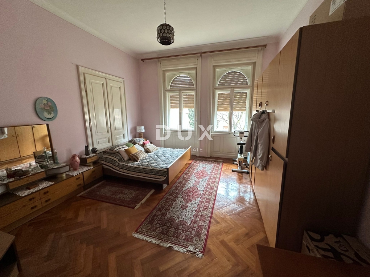 ISTRIA, PULA - Unique apartment of 178 m2 in the heart of Pula!
