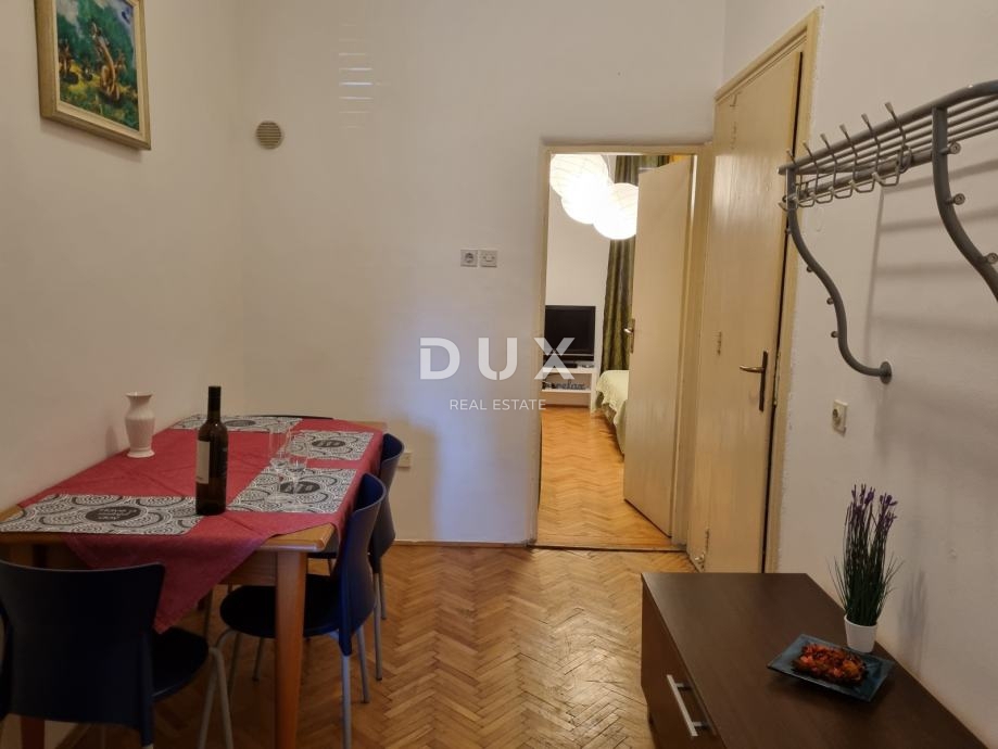 Istria, Pula, 1-bedroom apartment, living room, 2nd floor, center, 30 m2
