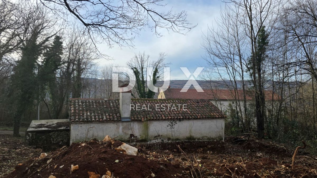 Дом LABIN, 105.000 €