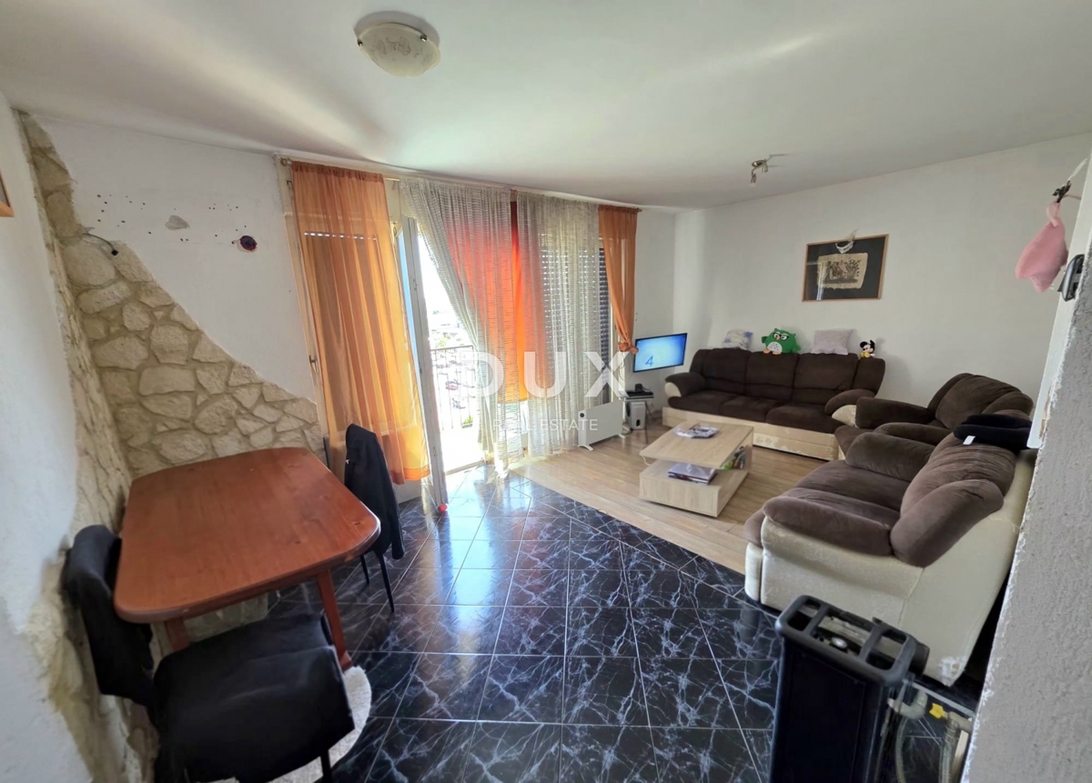 Pula, Kaštanjer, dvosobni stan, 63.62 m2, terasa