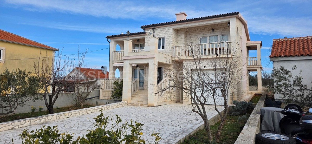 Casa PRIMOŠTEN, 550.000 €