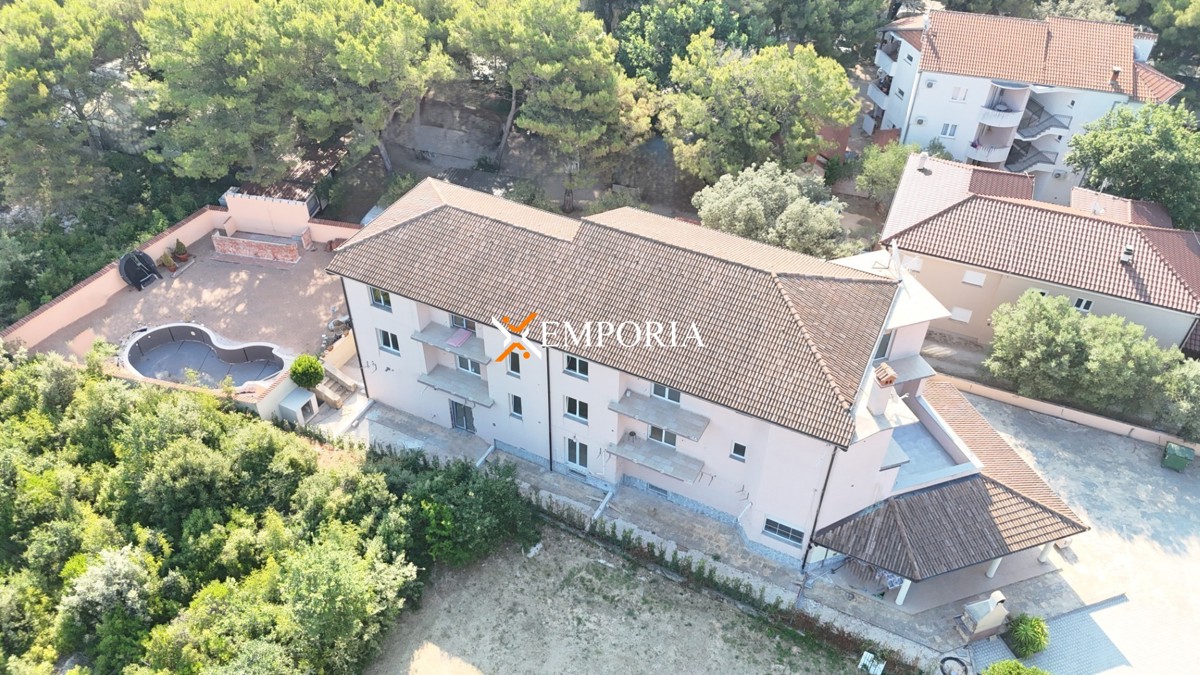 Квартира PAKOŠTANE, 180.120 €