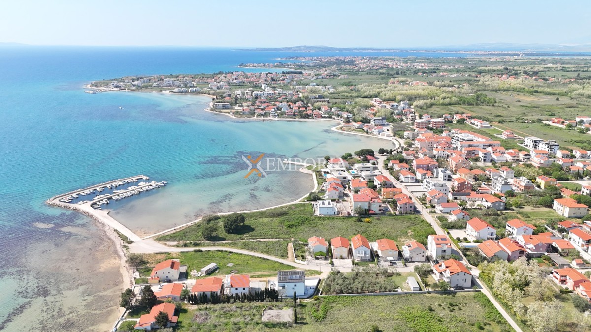 Terreno PRIVLAKA, 130.000 €