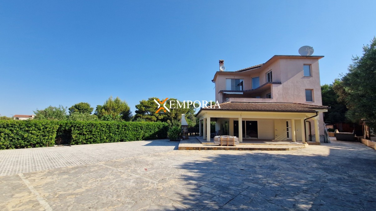 Квартира PAKOŠTANE, 165.170 €