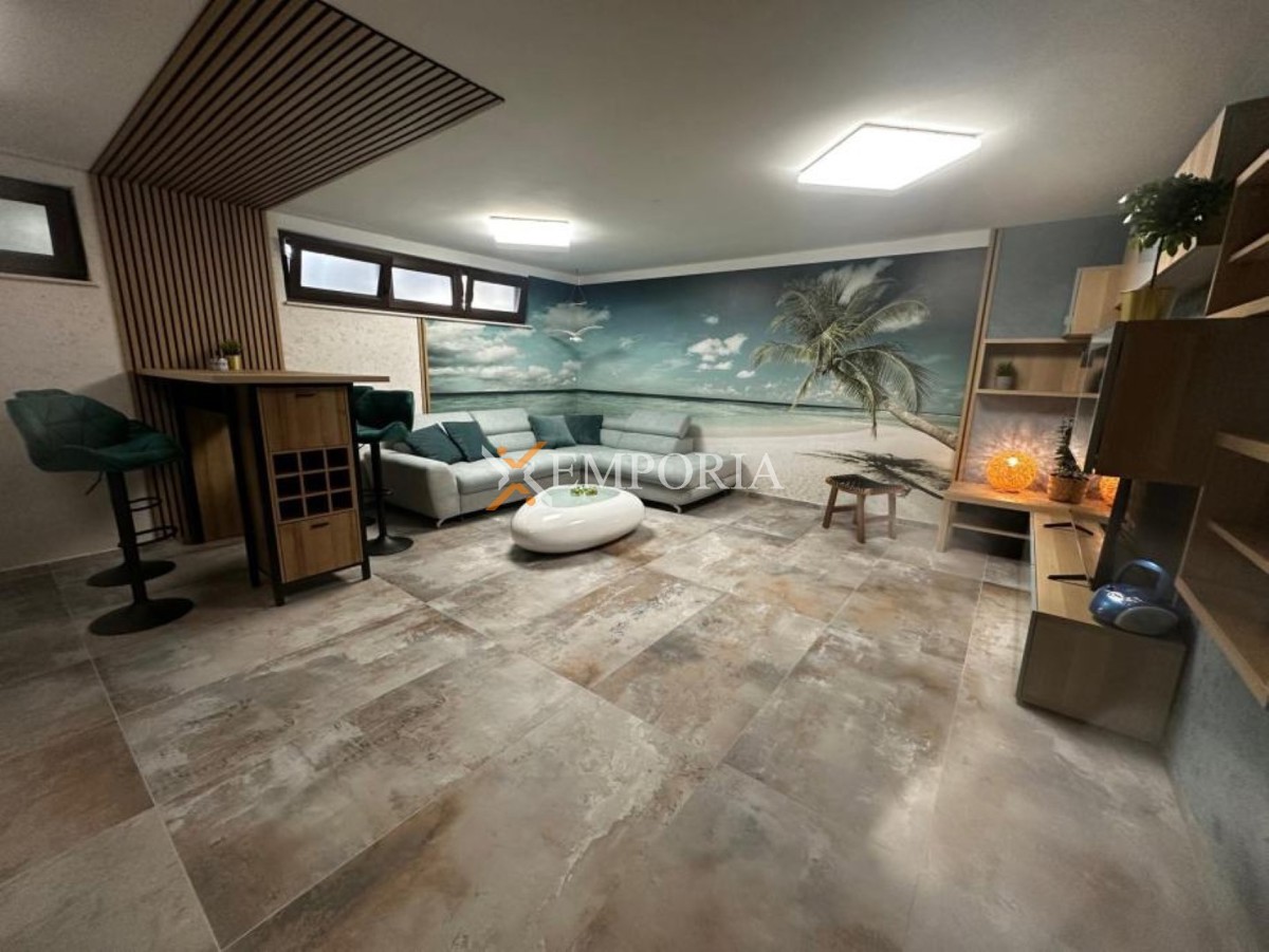 Appartamento BIBINJE, 259.600 €