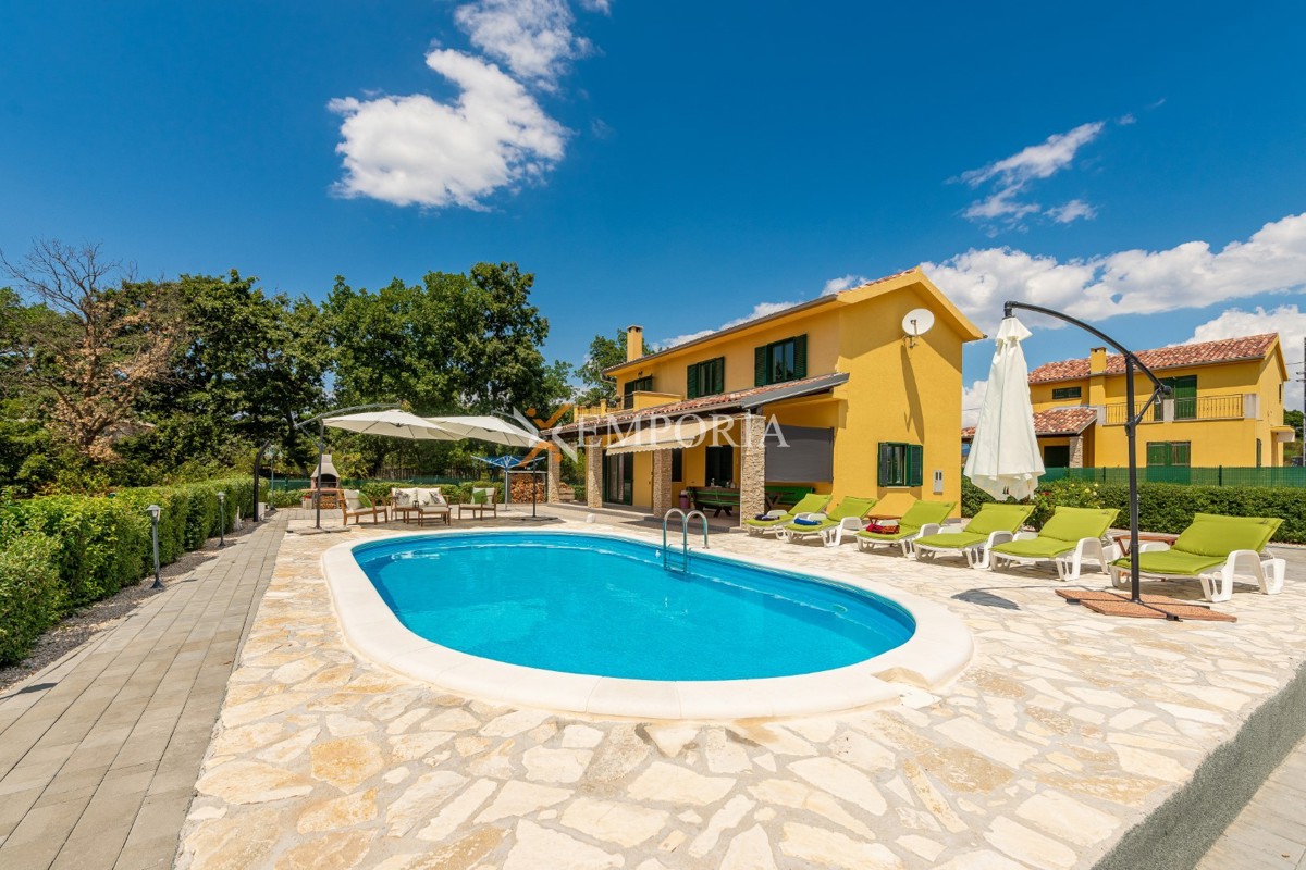 Casa RAŽANAC, 399.000 €