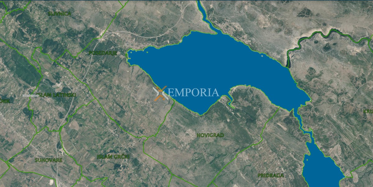 Участок NOVIGRAD, 110.000 €