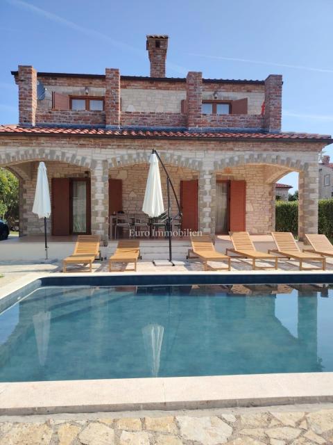 Casa SVETVINČENAT, 488.000 €