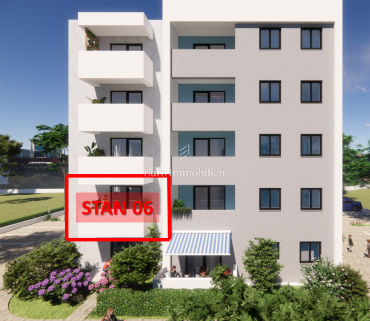 Pula - stan u novogradnji s balkonom