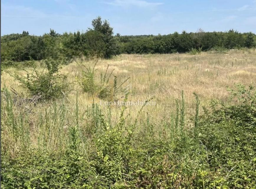 Terreno VODNJAN, 70.000 €