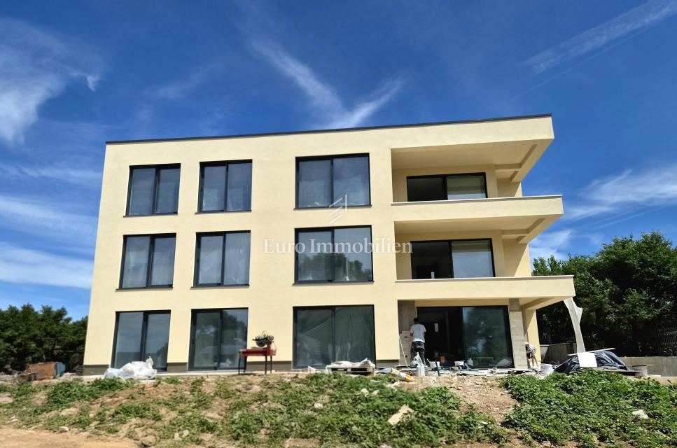 Vodice, Seafront Apartment S2 near Blue Beach