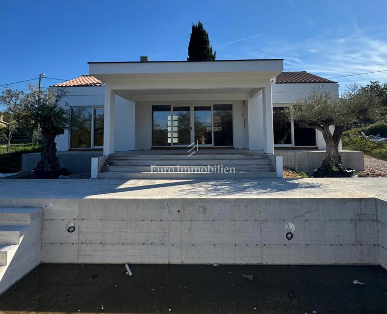 Casa LABIN, 420.000 €